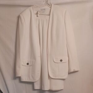 Haberdashery Women's White Blazer Size 8
